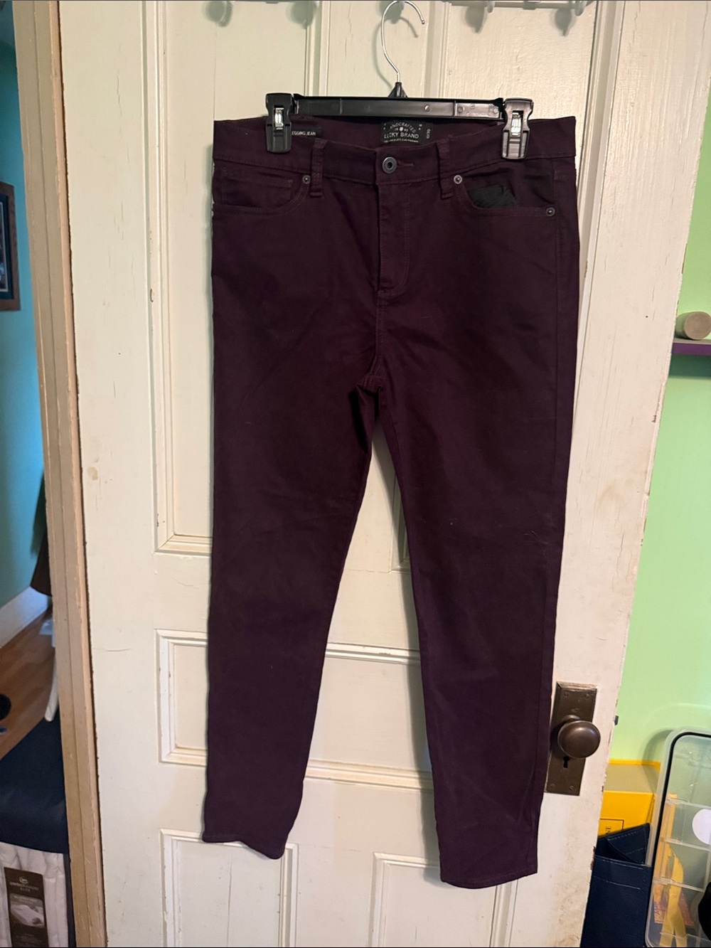 Lucky Brand Skinny Jeans in Plum